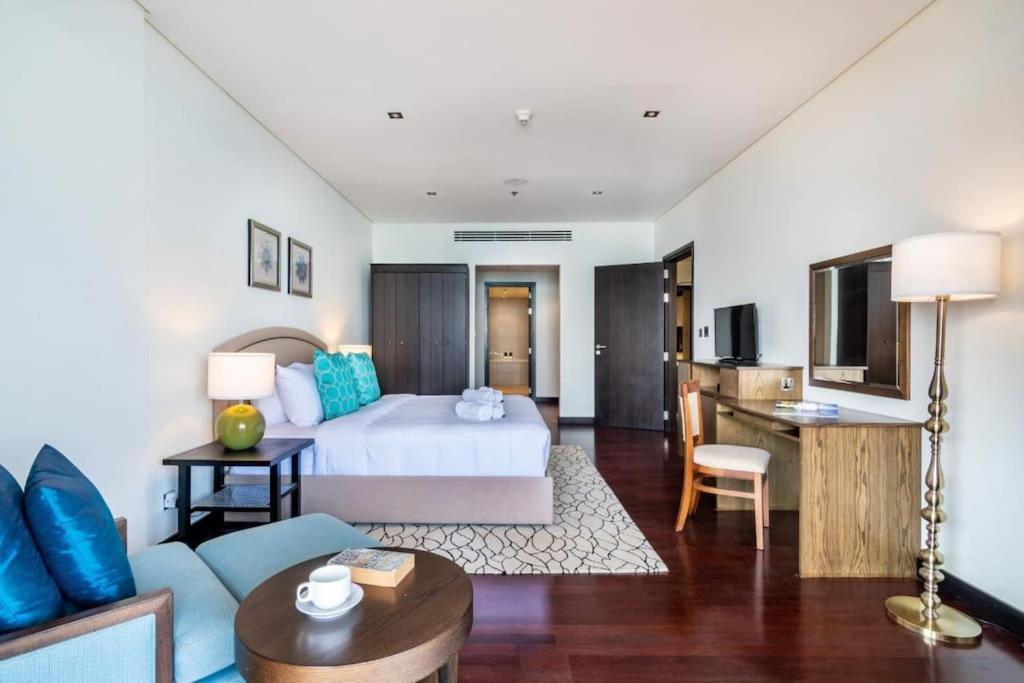 Marvelous Private Beach Apartment In Palm Dubai Within Anantara 5 Star Resort מראה חיצוני תמונה