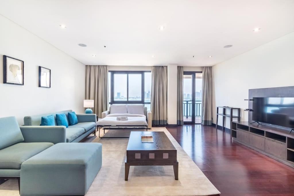 Marvelous Private Beach Apartment In Palm Dubai Within Anantara 5 Star Resort מראה חיצוני תמונה