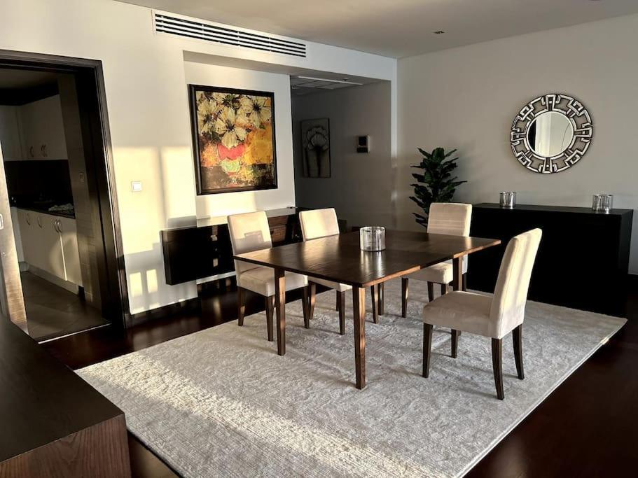 Marvelous Private Beach Apartment In Palm Dubai Within Anantara 5 Star Resort מראה חיצוני תמונה