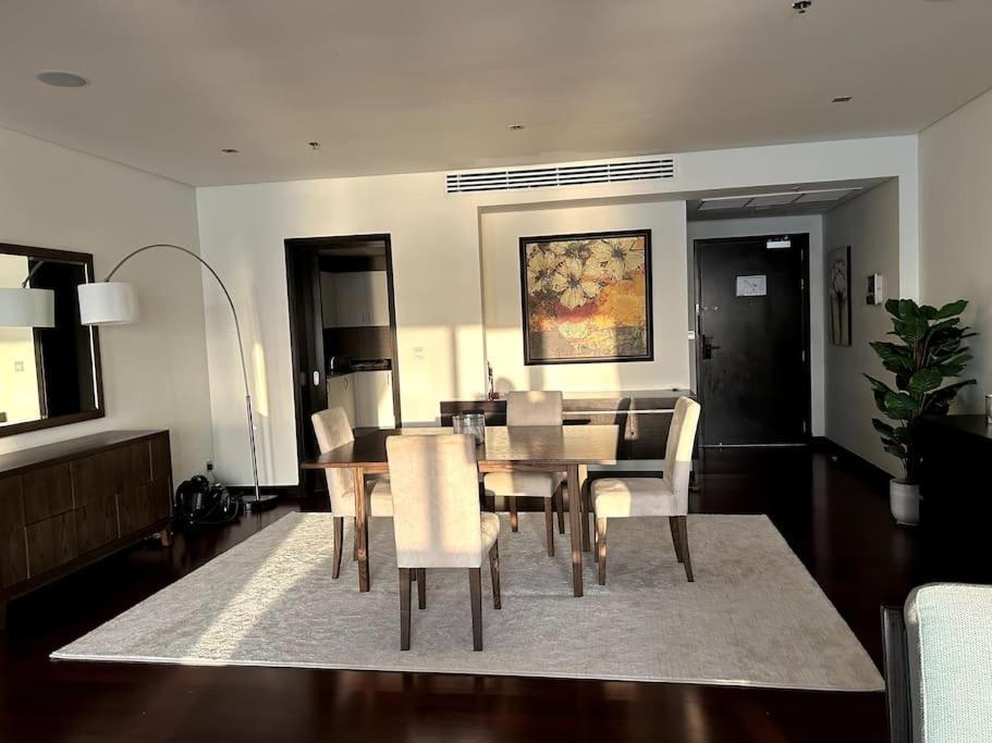 Marvelous Private Beach Apartment In Palm Dubai Within Anantara 5 Star Resort מראה חיצוני תמונה