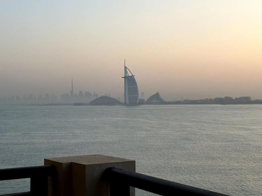 Marvelous Private Beach Apartment In Palm Dubai Within Anantara 5 Star Resort מראה חיצוני תמונה